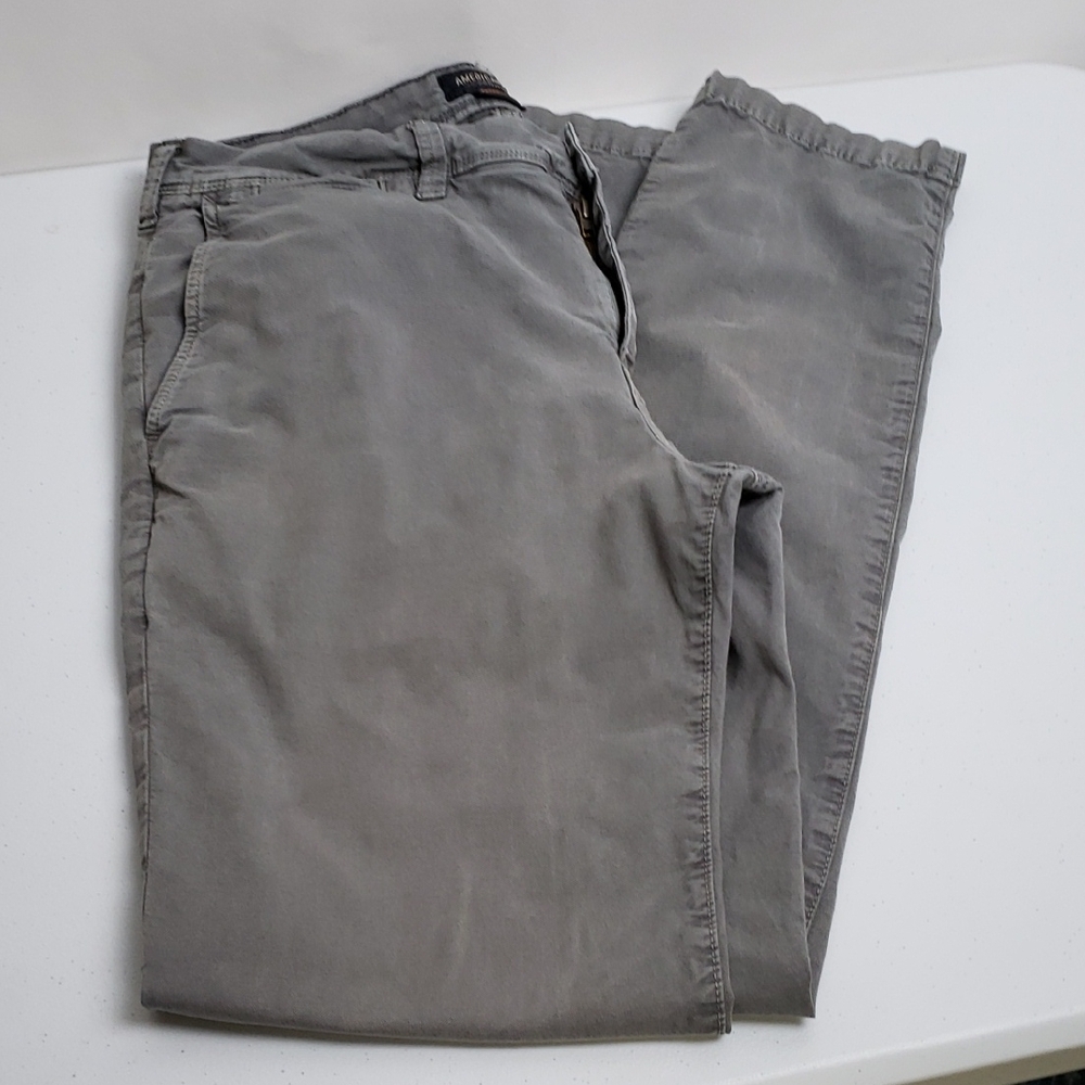 American Eagle Outfitters 32/34  Mens Gray Extreme Flex Pants